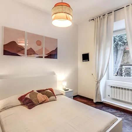 Elegant Two Bedroom Apartment-colosseum Apartment Rome