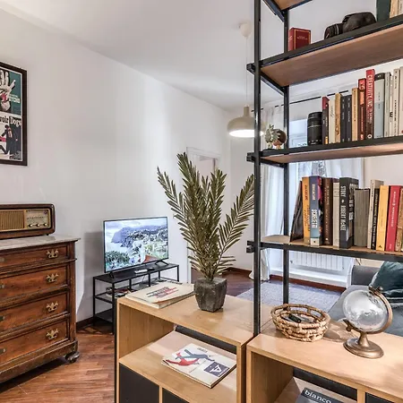 Apartment Elegant Two Bedroom Apartment-colosseum Rome